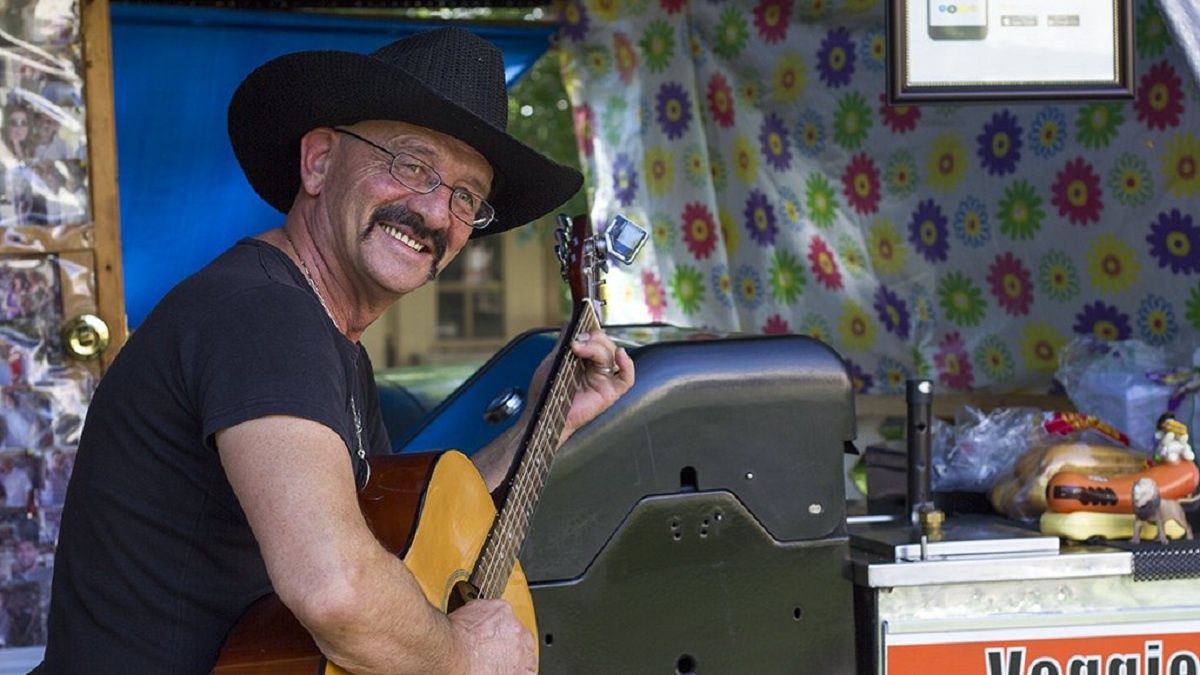 Dziś Bogdan Izdebski mieszka w Kanadzie