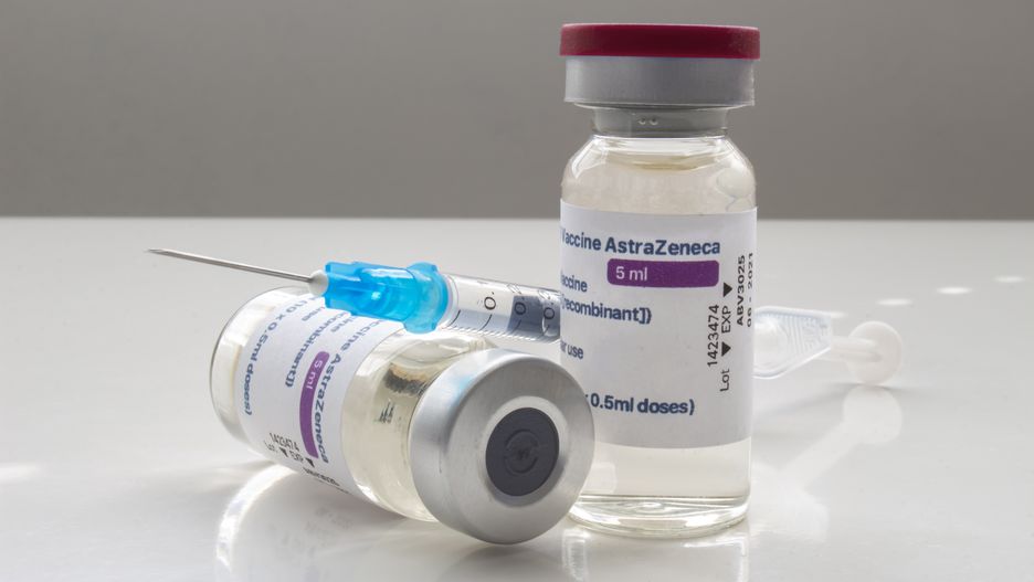 Koronawirus covid szczepionka szczepienie  astra astra zeneca astrazeneca