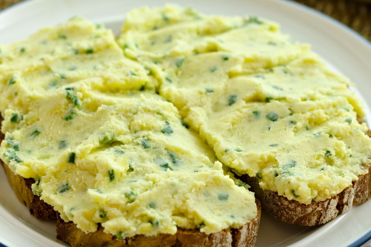 Kuzynka na Wielkanoc zrobiła pastę jajeczną bez jajek. Gdy spróbowałam, od razu wzięłam przepis