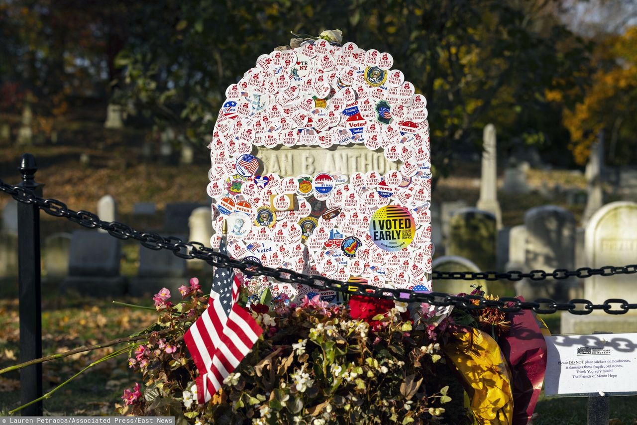 Susan B. Anthony's grave after the elections in the USA
