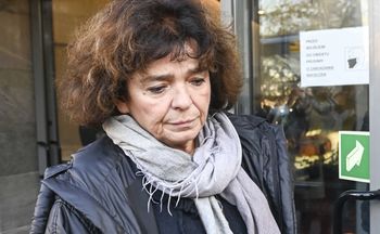Latami żyła w piekle. "Pokazałam ślad na szyi od duszenia"