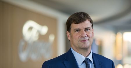 Koncern zakończył rok ze stratą. Prezes dostał rekordową pensję