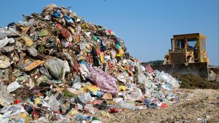 Lawina skarg na smród. Wlepili kary na prawie 16 mln zł