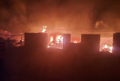 Oława. Spłonęła stara stolarnia. Życie pana Stanisława runęło w gruzach