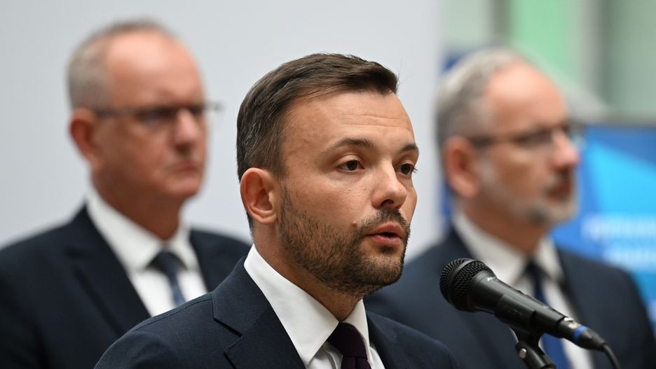 Były prezes Agencji Badań Medycznych Radosław Sierpiński otrzymał 220 tysięcy złotych nagród