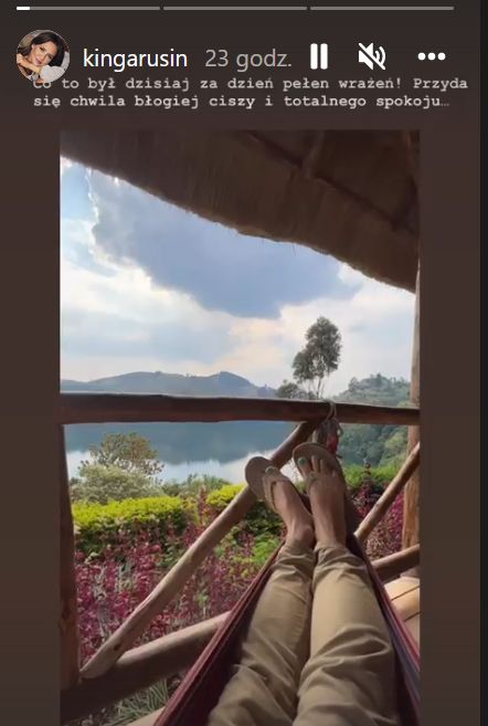 Kinga Rusin postawiła na aktywny wypoczynek, który dokumentuje na Instagramie. Przy okazji pochwaliła się nowym pedicurem