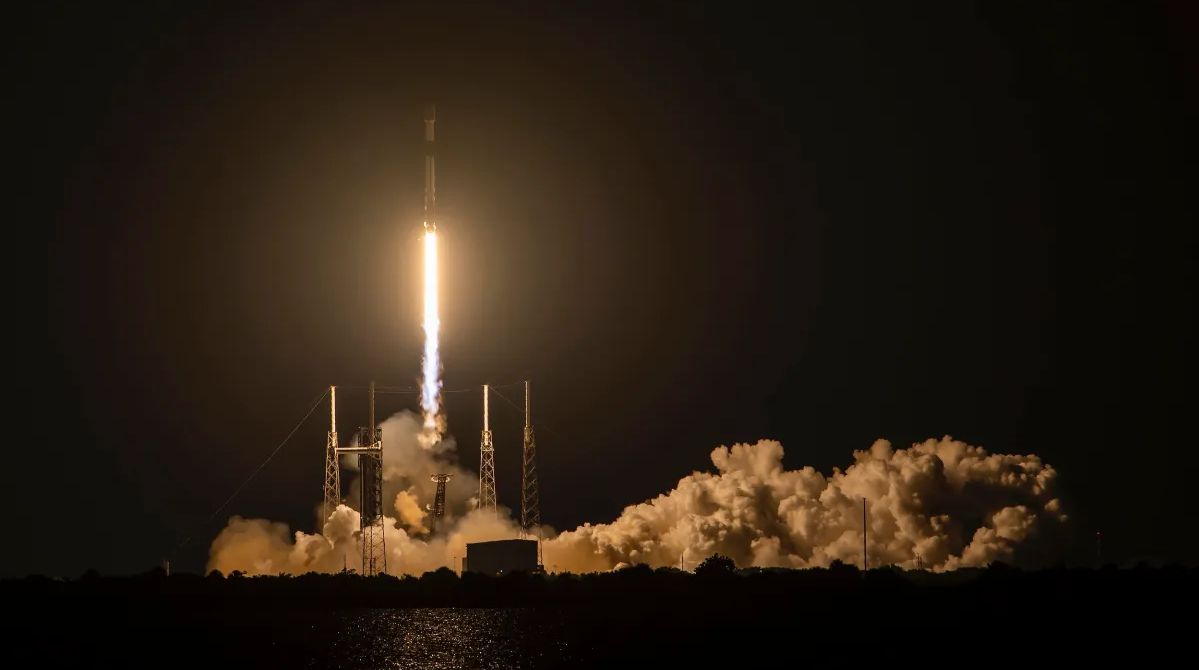Starlink przyspiesza. Nowe satelity wyślą nam dane nawet 10 razy szybciej
