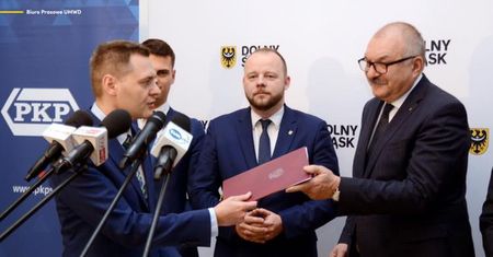 Wrocław. Tymoteusz Myrda wyrzucony z Bezpartyjnych Samorządowców. Iskrzy w formacji rządzącej Dolnym Śląskiem