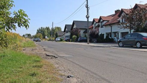 Na ul. Kukułek w Sosnowcu ruszyły pierwsze prace remontowe.