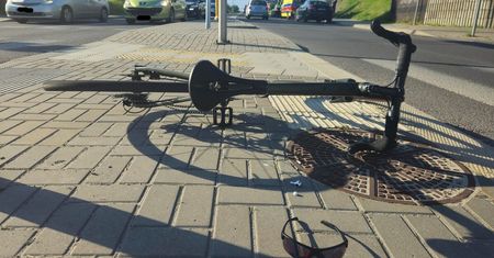 Groźny wypadek w Lublinie. Kierująca citroenem nie ustąpiła pierwszeństwa rowerzyście (zdjęcia)