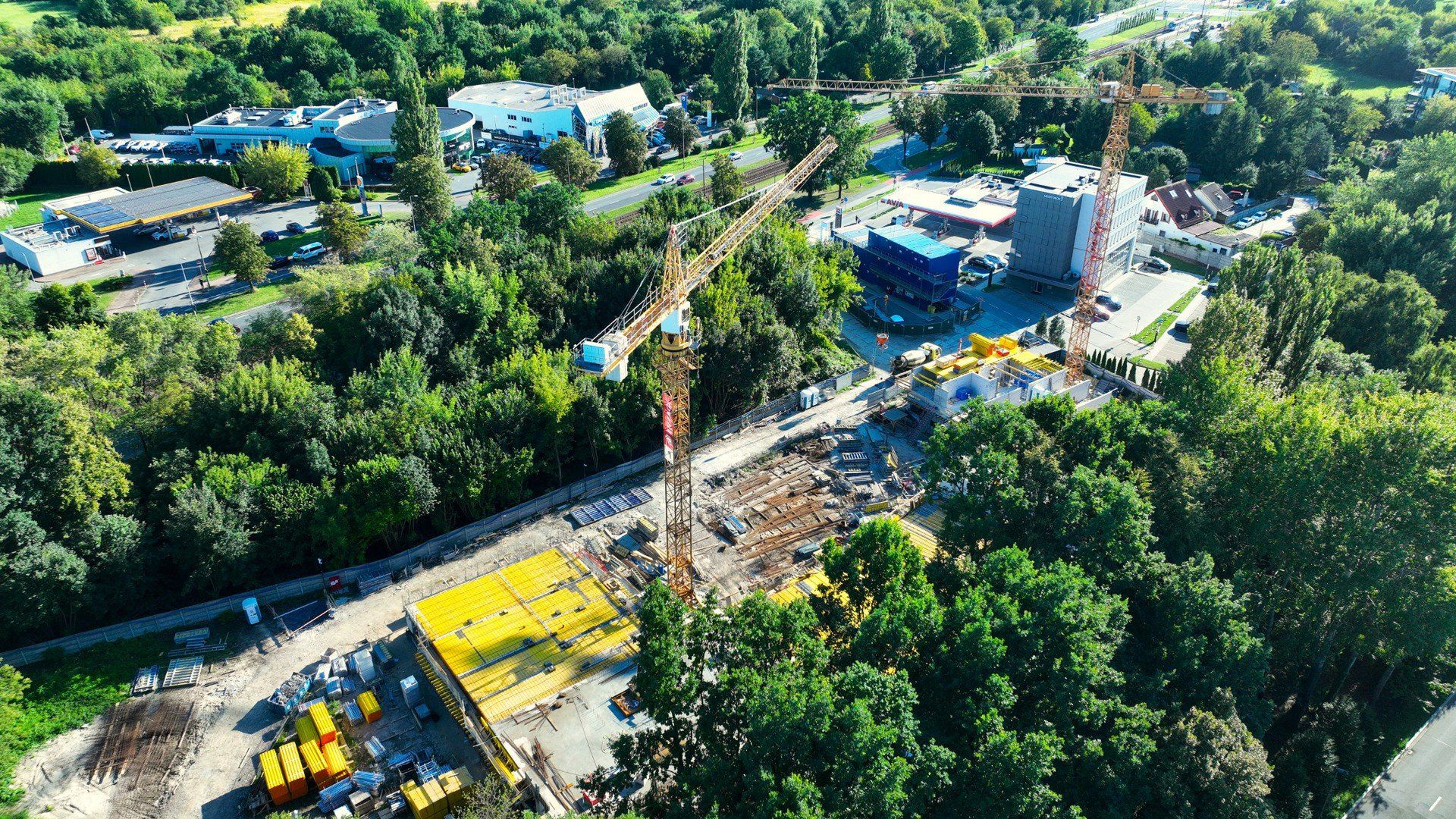 Budowa hotelu idzie pełną parą