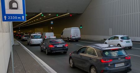 Z najdłuższego tunelu w Polsce zniknie znak B-5. Co to oznacza dla kierowców?