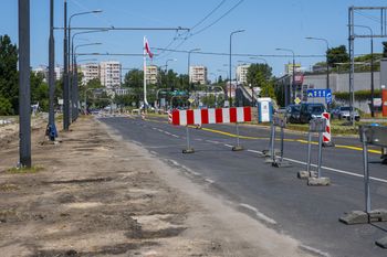 Lublin: Unii Lubelskiej w przebudowie. Piesi szukają przejścia, targowisko traci klientów