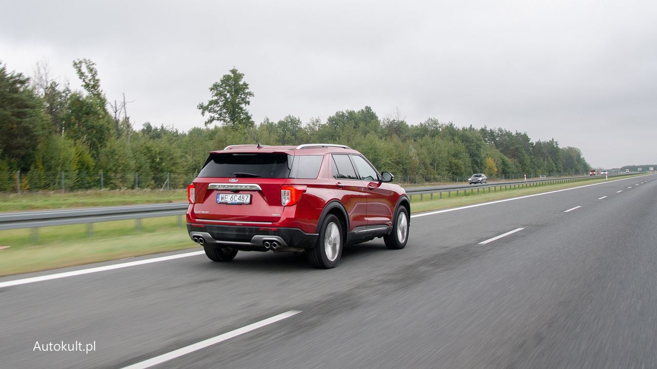 Ford Explorer vs. Toyota Highlander