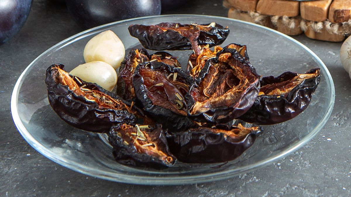 Home preparations for the winter. Dried plums with garlic in oil. Healthy diet. Autumn preparations. Dark gray background.
Kuzmina Olga
appetizer, plum, garlic, autumn, season, food, fresh, homemade, jar, wooden, tasty, tasty food, healthy, background, board, sweet, autumn food, rosemary, fork, close-up, dinner, delicious, sandwich, dry, dehydrated, ingredient, organic, nobody, preparations for the winter, preparations, winter, oil, olive oil, delicious, gray, gray background, recipe, nutrition, eat, table, snack, natural, blueberry, tree, dinner, vegetarian, dessert, fruit, eating, appetizer, plum, garlic, autumn, season, food, fresh, homemade, jar, wooden, tasty, tasty food, healthy, background, board, sweet, autumn food, rosemary, fork, close-up, dinner, delicious, sandwich, dry, dehydrated, ingredient, organic, nobody, preparations for the winter, preparations, winter, oil, olive oil, gray, gray background, recipe, nutrition, eat, table, snack, natural, blueberry, tree, vegetarian, dessert, fruit, eating