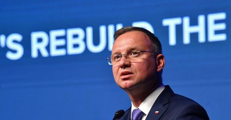 Andrzej Duda przemówił w Bratysławie. Nawiązał m.in. do Polskiego Ładu