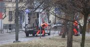 Legnica: Szklanka na chodnikach paraliżuje miasto i wypełnia szpitalne korytarze