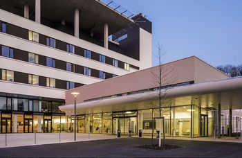 Makabra w niemieckim szpitalu. Pacjent konał w męczarniach