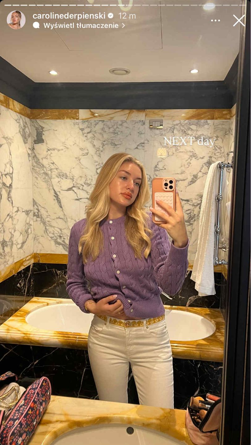 Caroline Derpienski śle pozdrowienia z Wenecji