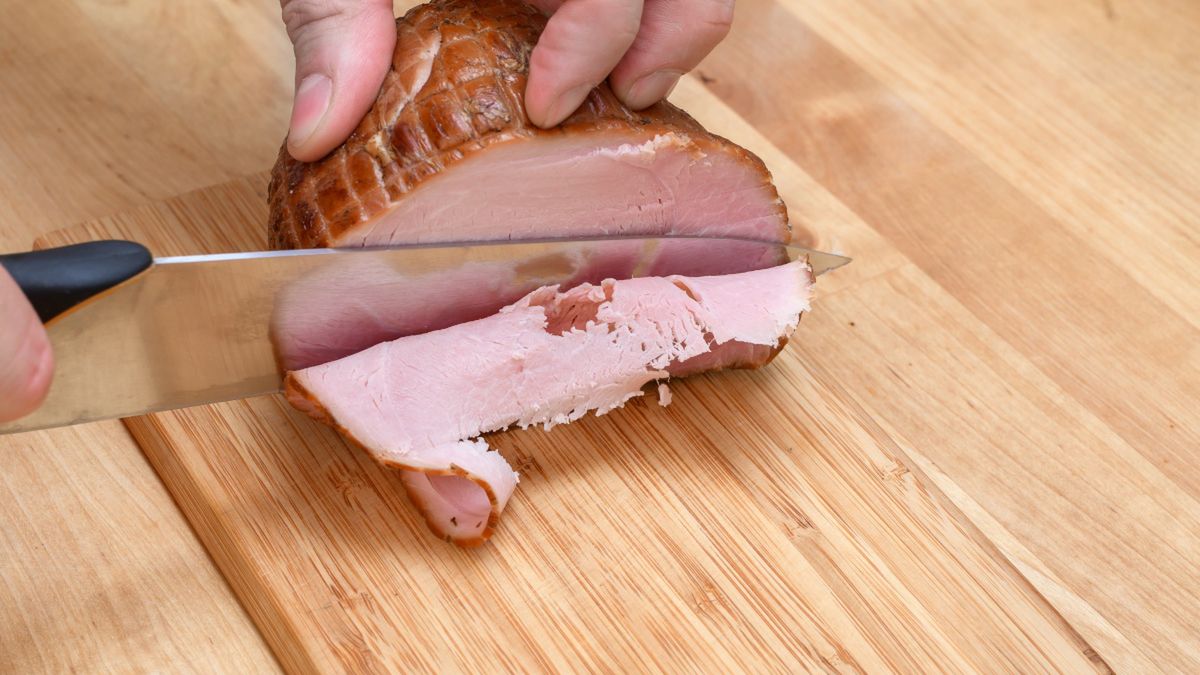 Domowa szynka w herbacie