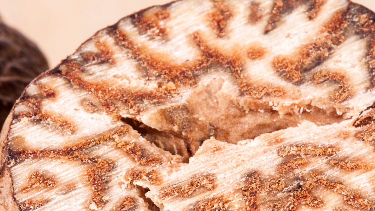 Kawa z gałką muszkatałową.