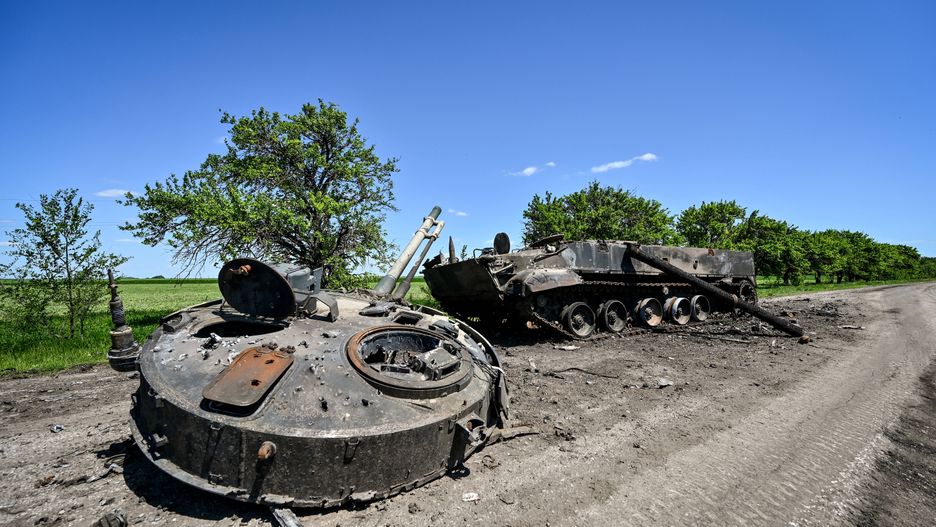 Zaporizhzhia Defense Forces continue to protect Ukraine from russian invasion
ZAPORIZHZHIA REGION, UKRAINE - Destroyed armored vehicles of the occupying russian troops are seen on the road, Zaporizhzhia Region, southeastern Ukraine. This photo cannot be distributed in the russian federation.
 
Dostawca: PAP/UKRINFORM
Dmytro Smoliyenko
Zaporizhzhia, Zaporizhzhia Region, war, war in Ukraine, russo-Ukrainian war, russian-Ukrainian war, TRO, TerDefence, AFU, army, defense, russian military invasion, armored vehicles, destroyed, tank