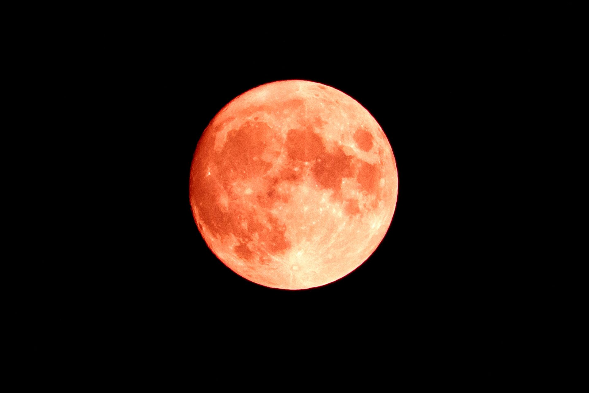 Strawberry Moon on 29–30 June: the year's lowest, smallest and palest full moon