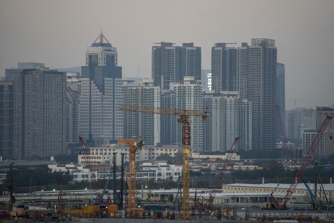 Hongkong znów dostępny. Chińskie władze otwierają w niedzielę przejścia między kontynentem a dawną brytyjską kolonią, podlegająca obecnie administracji Pekinu