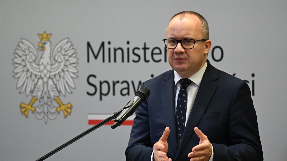 Gdańsk, 14.12.2024. Minister sprawiedliwości Adam Bodnar podczas spotkania pod hasłem "Prawnicy Solidarności/Prawnicy Przyszłości!", 14 bm. w ECS w Gdańsku. (mr) PAP/Adam Warżawa