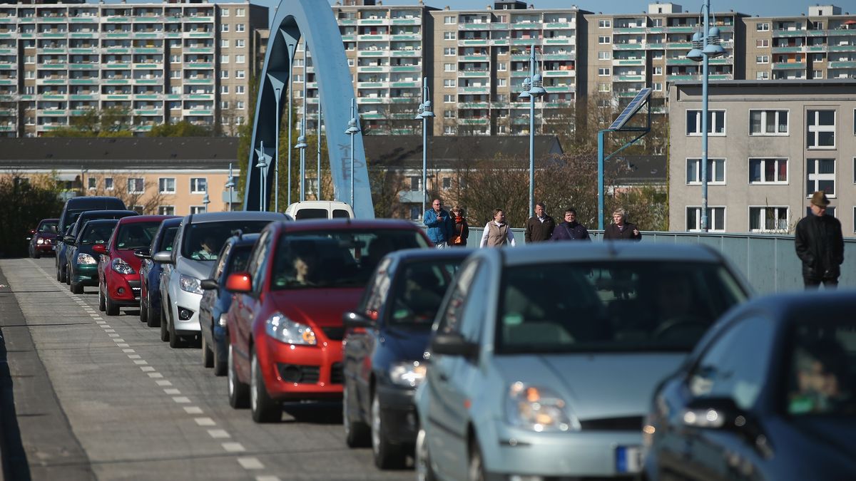 Posłowie chcą zmniejszyć dopuszczalną prędkość na drogach