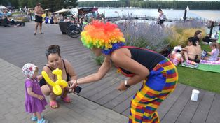 Pieczyska: Piknik charytatywny pełen atrakcji. Plażowicze nie szczędzili grosza dla chorych dzieci