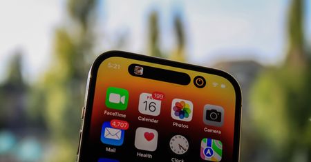 iPhone 15 w Europie tylko z eSIM? Apple może to zrobić już w tym roku