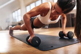 Plan treningowy na siłownię – zasady, redukcja, trening na masę