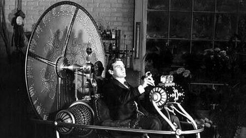 Rozważania nad podróżami w czasie 1