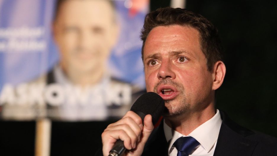 Wybory 2020. Dziennikarz pyta Rafała Trzaskowskiego o wyciek ścieków.