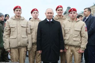 Ukraiński atak obnażył Rosjan. Putin dorzuca pieniędzy rekrutom