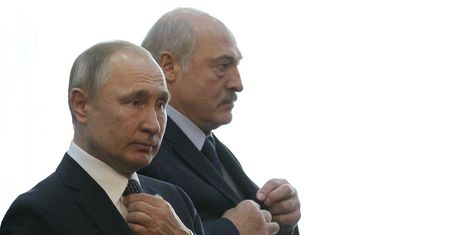 Łukaszenka wysyła broń Putinowi. Potwierdził to premier Białorusi