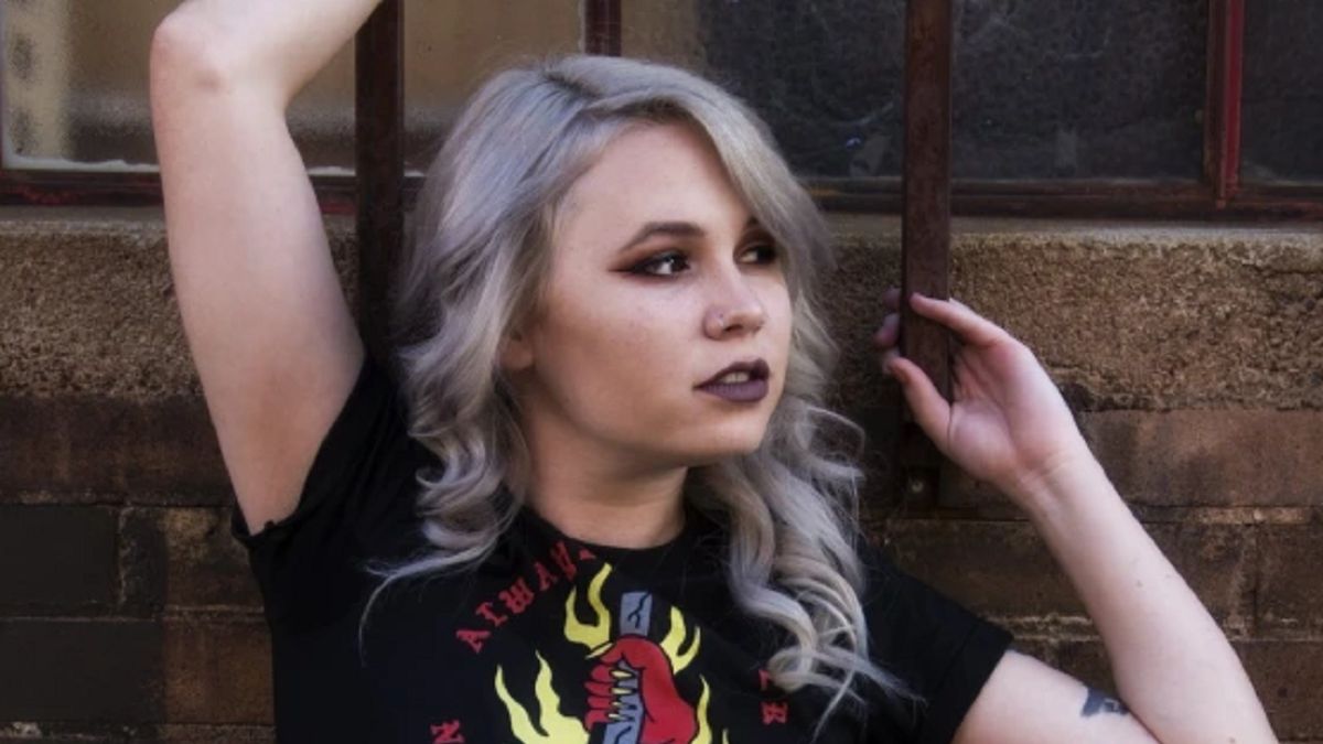 24-latka dopiero zaczynała pracę na planie filmowym.