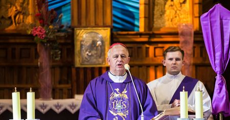 Biskup kielecki reaguje na kryzys powołań. "W najbliższych latach będziemy to mieć w całej Polsce"
