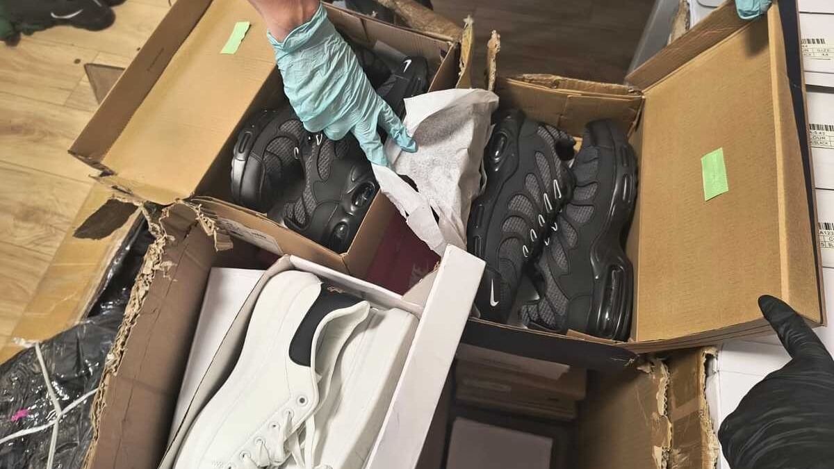 Podrobione buty
