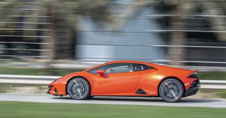 Mężczyzna z Florydy dostał zapomogę w związku z koronawirusem. Pieniądze wydał na lamborghini