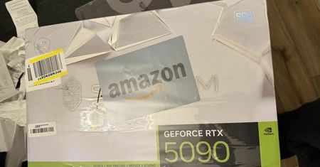 Kupił kartę GeForce RTX 5090. Dostał kamień zawinięty w ręcznik