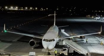 Interwencja strażników na lotnisku. Ukrainka i Hiszpanka zrobiły to mimo zakazów