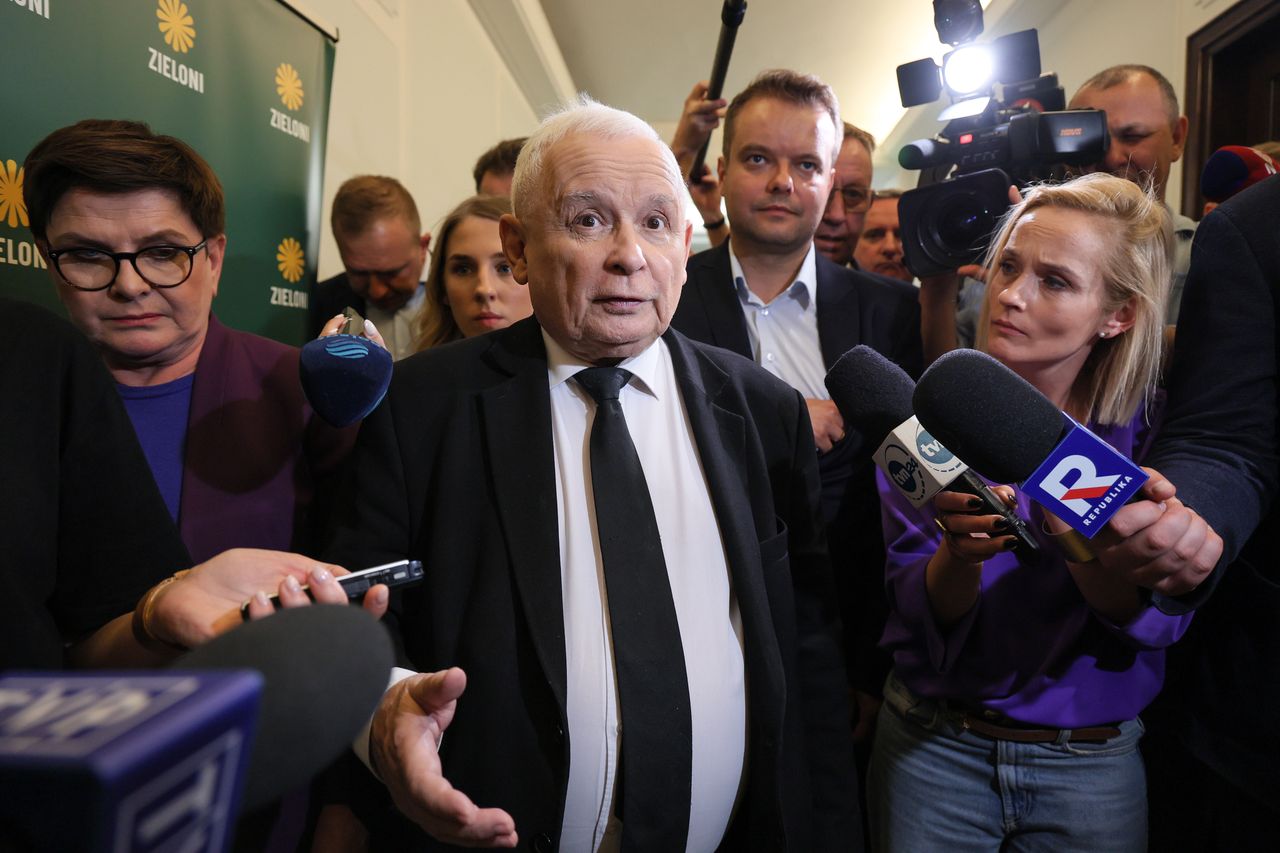 Tusk wygarnął Kaczyńskiemu. Prezes tłumaczy się ze spotkań z KGB