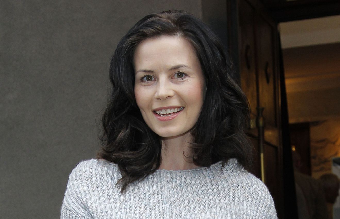 maj 2015, "Mary Stuart" premiera spektaklu, fryzura, sweter, Magdalena Kumorek