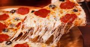 Gdańsk: Pierwsza w Polsce automatyczna budka z gorącą rzymską pizzą stanęła na Przymorzu. Podają ją roboty