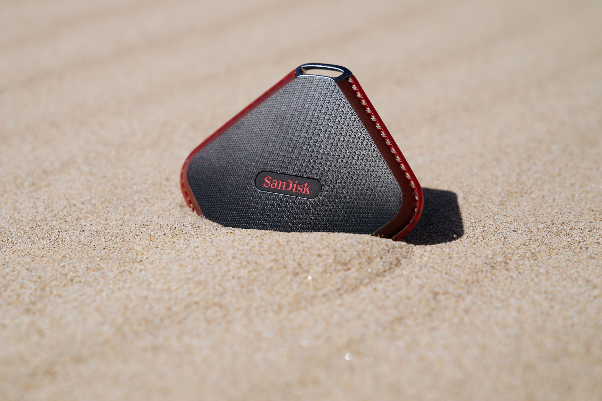 SanDisk Extreme 510 Portable SSD 480 GB - test przenośnego dysku, który wytrzyma zalanie i upadki 1