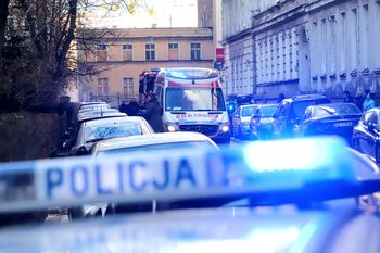 Zawalił się strop kamienicy przy ulicy Górnośląskiej niedaleko budynku Sejmu
