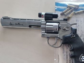 Świętokrzyskie. Zgłosił na policję, że spalili mu samochód. Teraz będzie odpowiadał za groźby