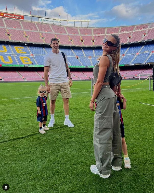 Anna Lewandowska z córkami